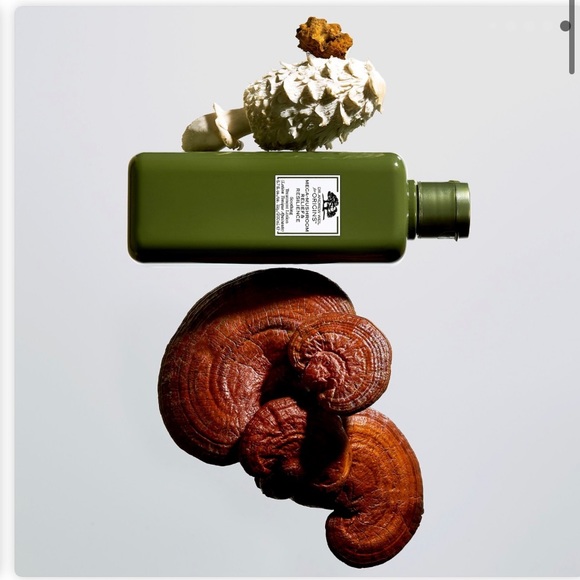 Mega-mushroom relief & resilience soothing lotion - Picture 5 of 12